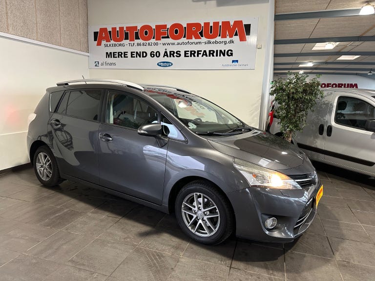 Toyota Sportsvan VVT-i T2 Touch MDS Van