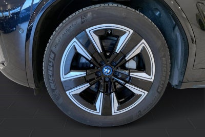 BMW iX3 Charged M-Sport