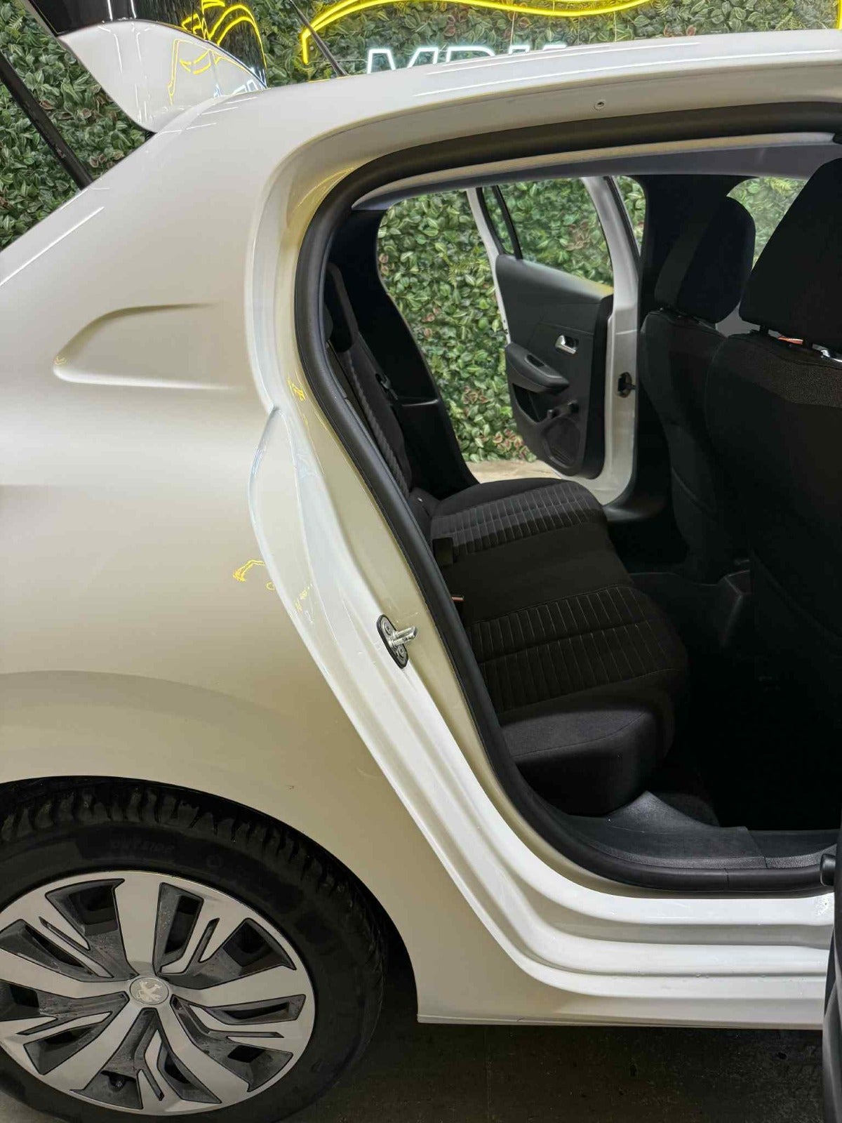 Billede af Peugeot 208 1,2 PureTech 75 Active