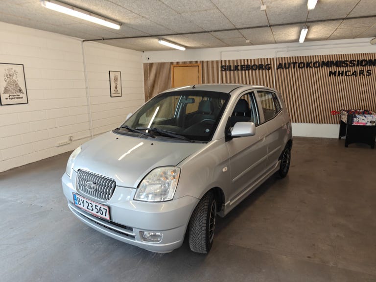 Kia Picanto EX