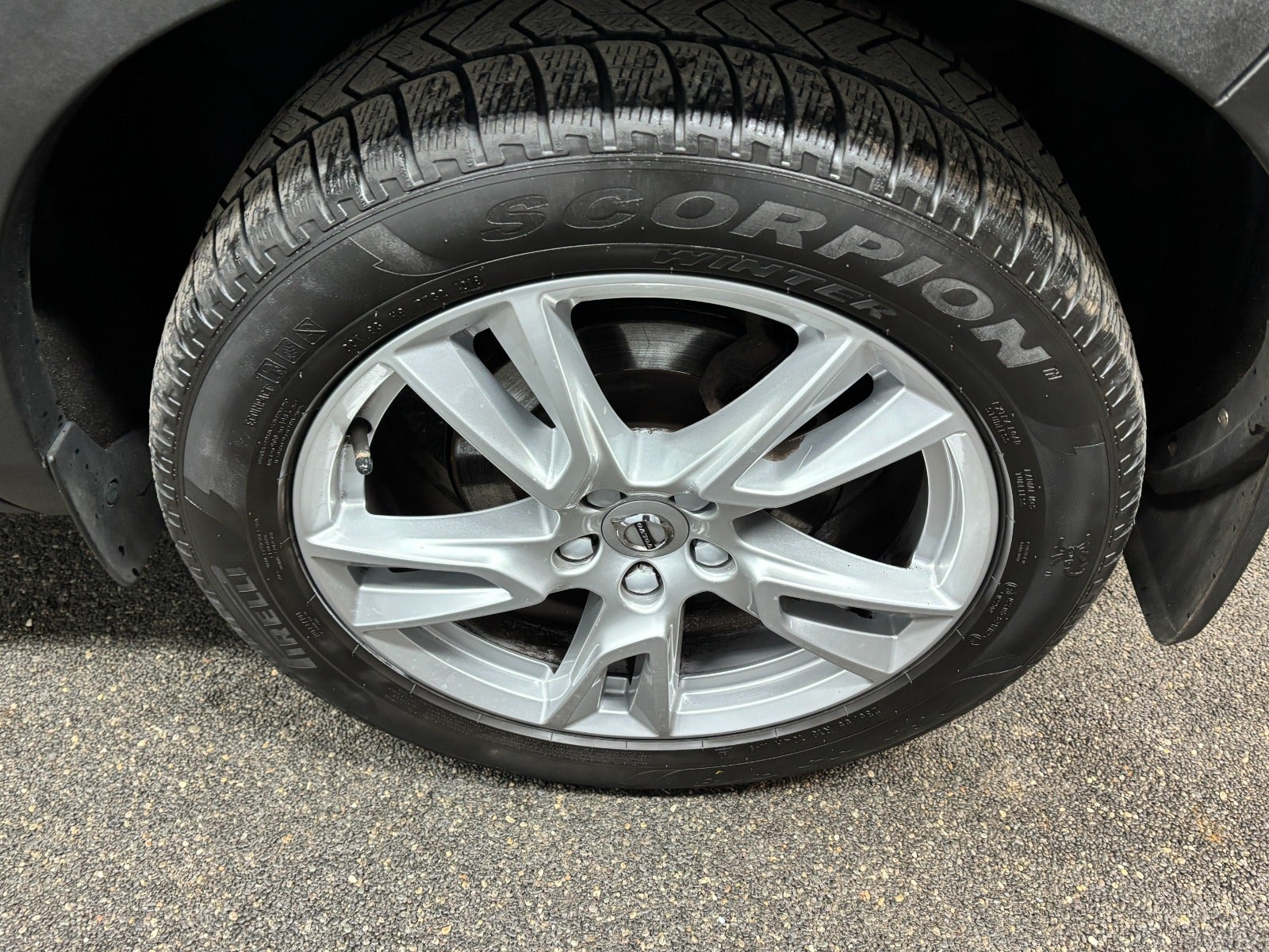 Billede af Volvo XC40 2,0 T4 190 Momentum aut.