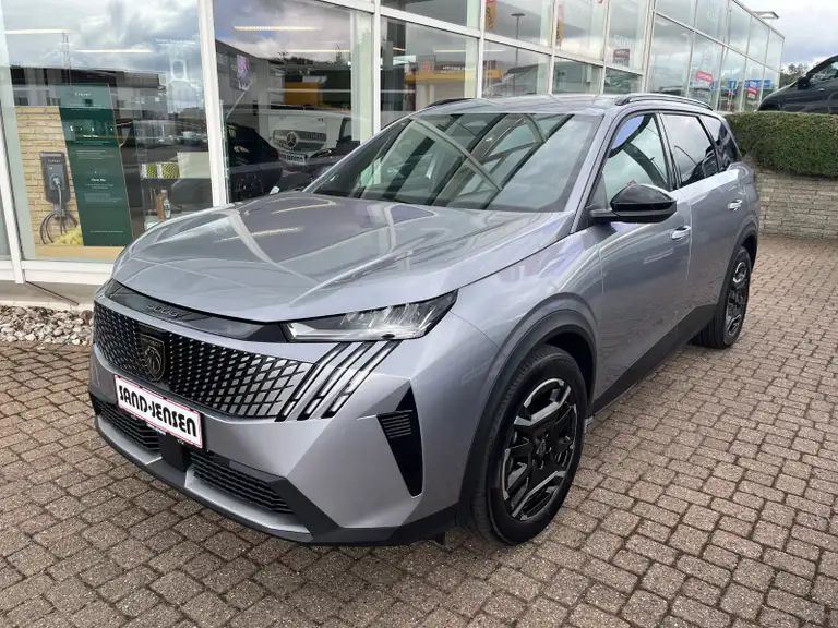 Peugeot e-5008 Allure 7prs