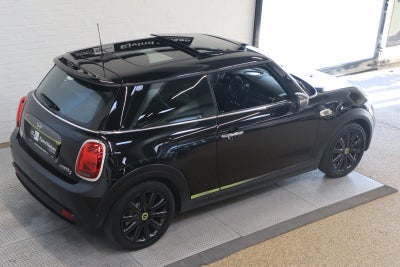 MINI Cooper SE Trim M Greenwich