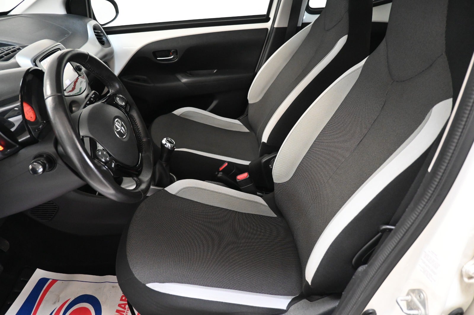 Toyota Aygo VVT-i x-play