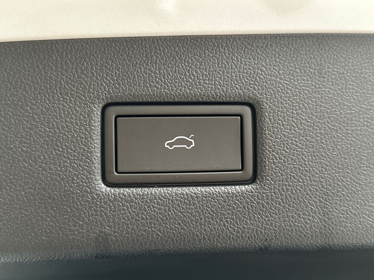 Ford Explorer Premium Extended Range billede 24