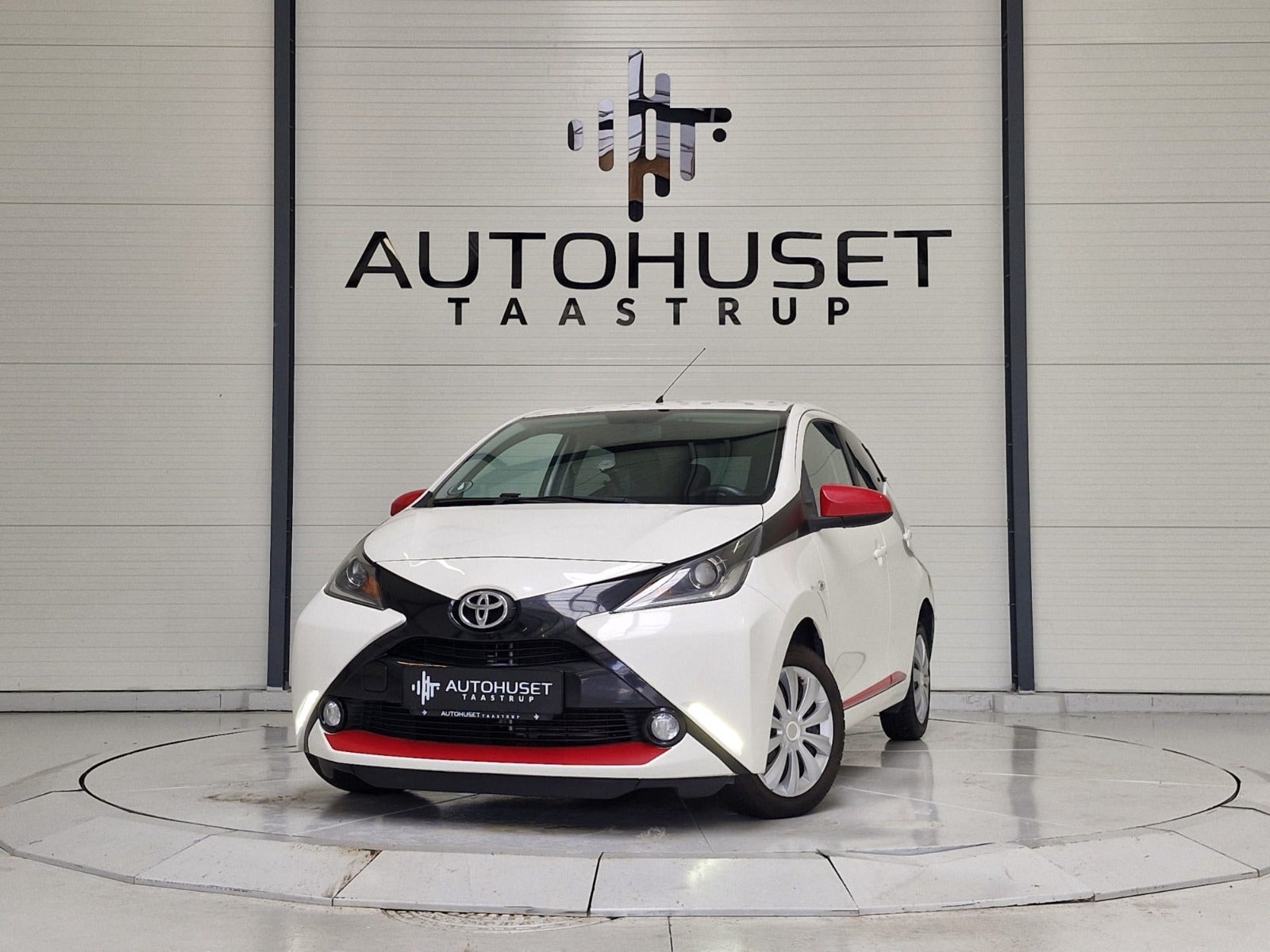Toyota Aygo 1,0 VVT-i x-play x-touch