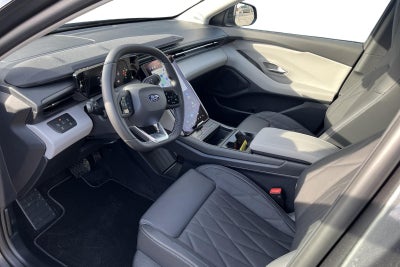 Ford Explorer Premium Extended Range