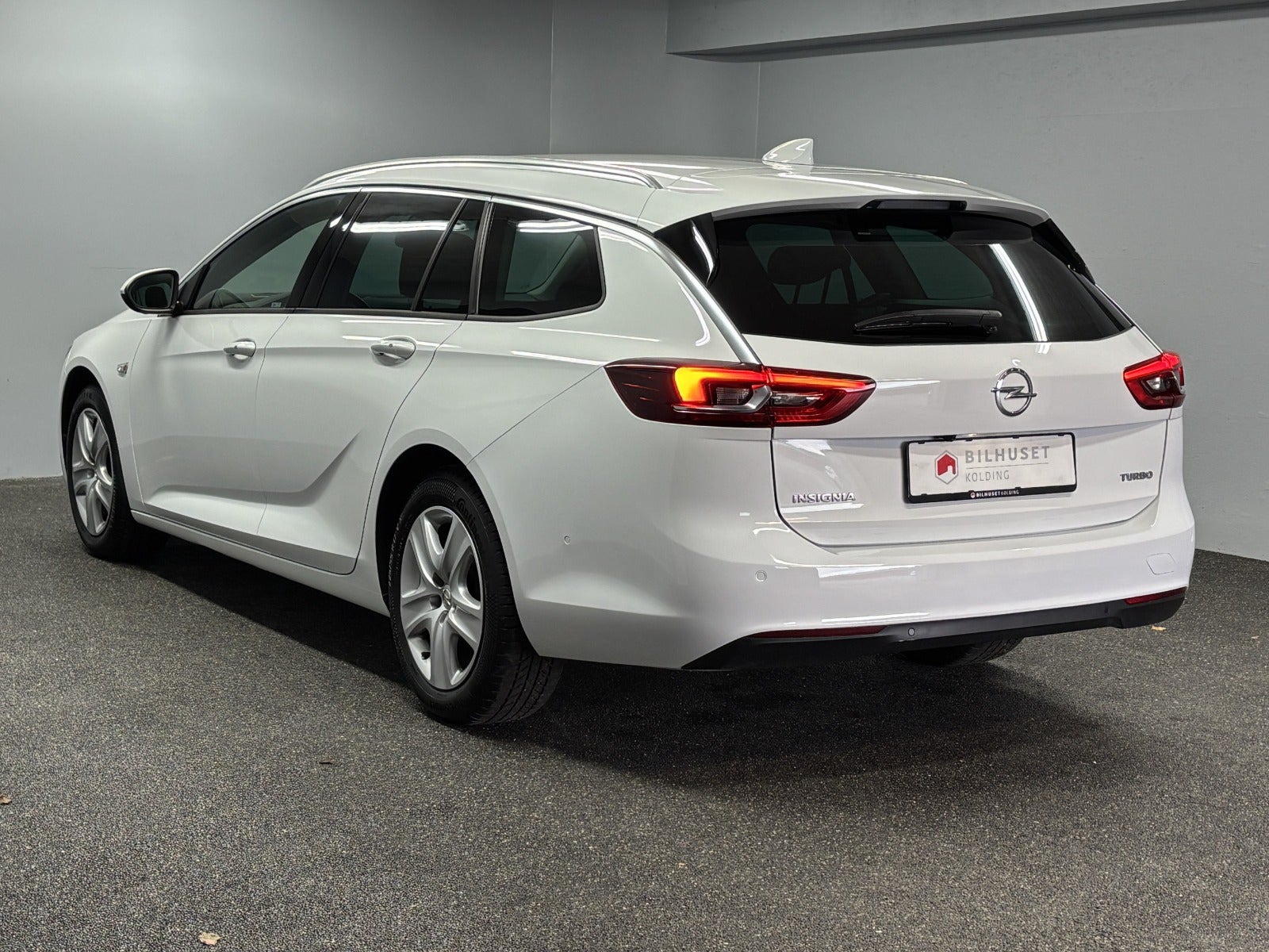 Billede af Opel Insignia 1,5 T 165 Dynamic Sports Tourer aut.