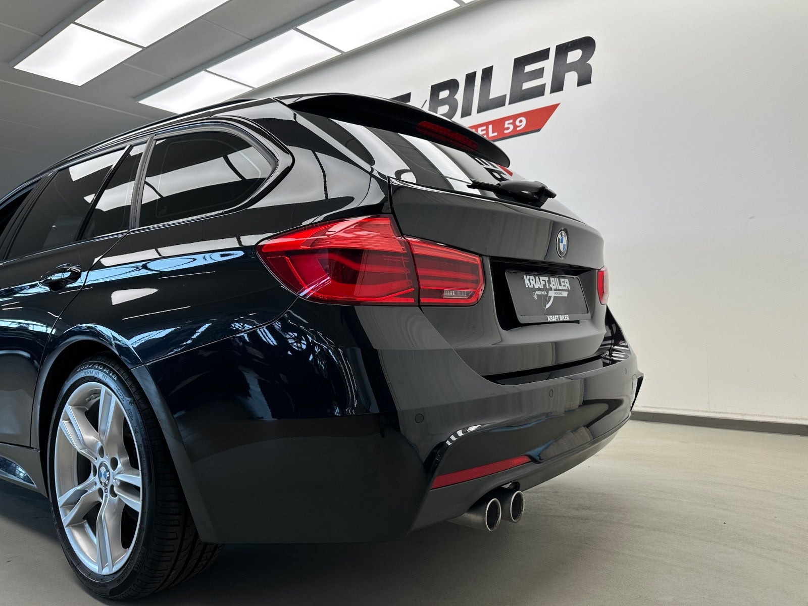Billede af BMW 320d 2,0 Touring M-Sport aut.