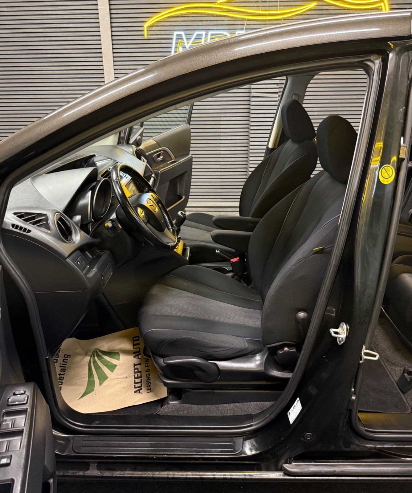 Billede af Mazda 5 1,8 Advance 7prs