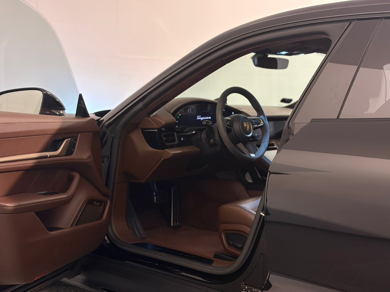 Porsche – Taycan GTS