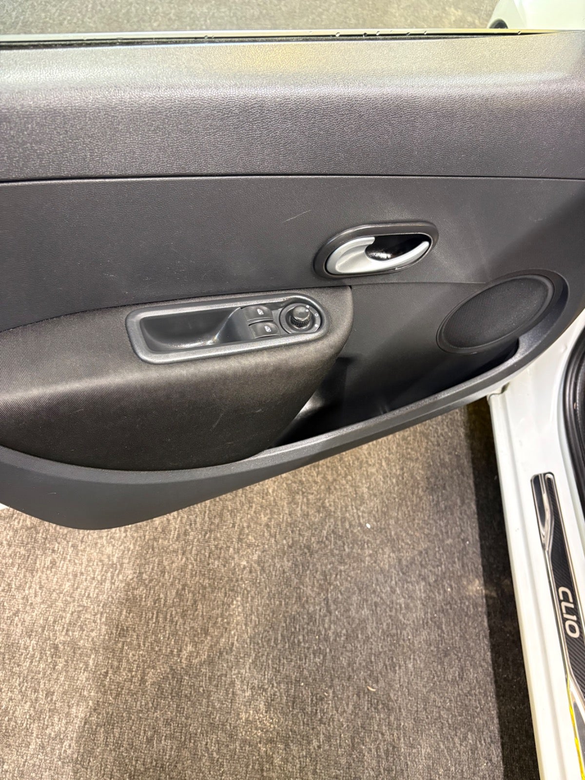 Billede af Renault Clio III 1,2 TCe Expression Sport Tourer