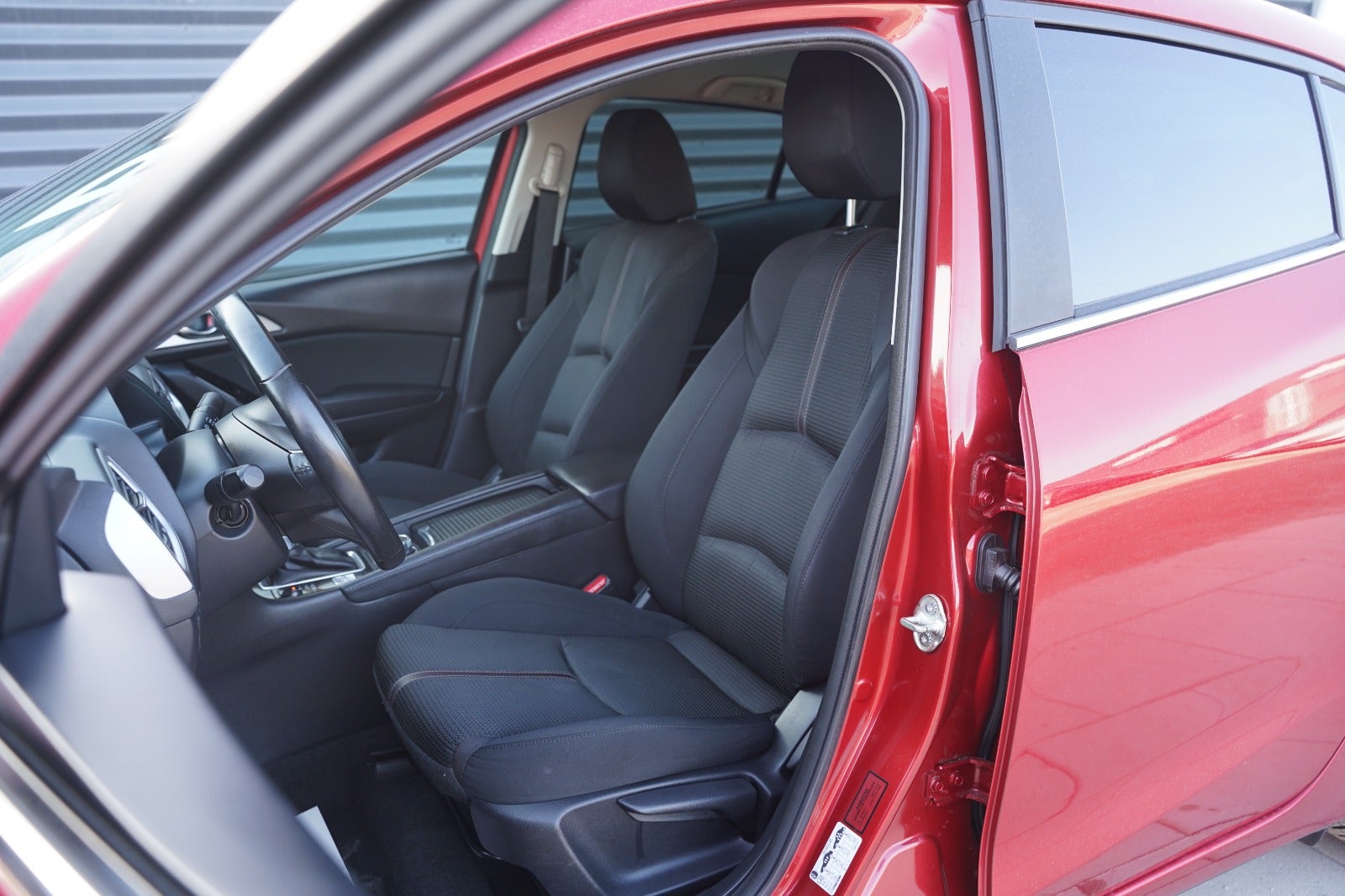 Billede af Mazda 3 2,0 SkyActiv-G 120 Vision aut.