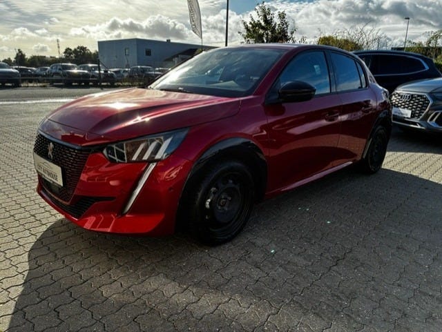 Peugeot e-208 GT