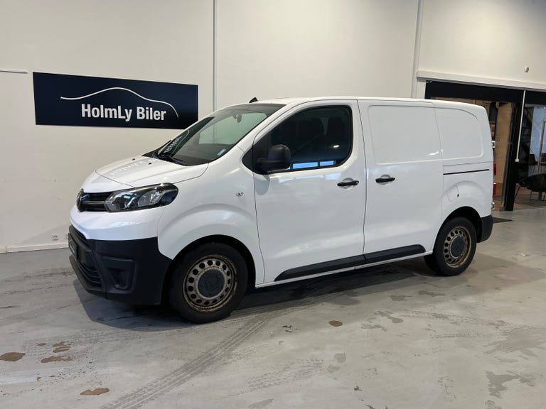 Toyota ProAce D 95 Compact Base+