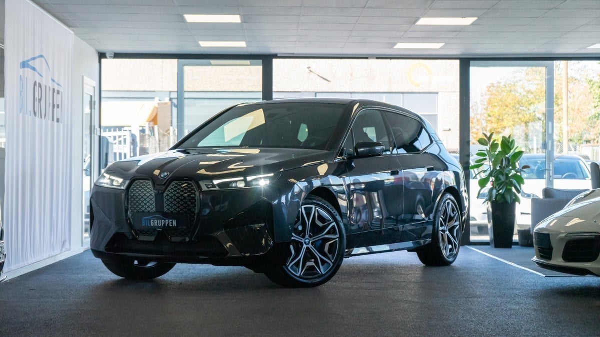 Billede af BMW iX  xDrive40 Sport