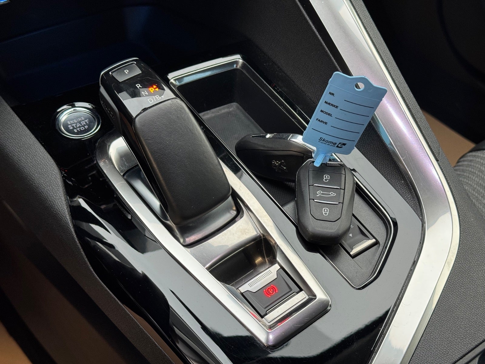 Billede af Peugeot 3008 1,6 Hybrid Allure EAT8