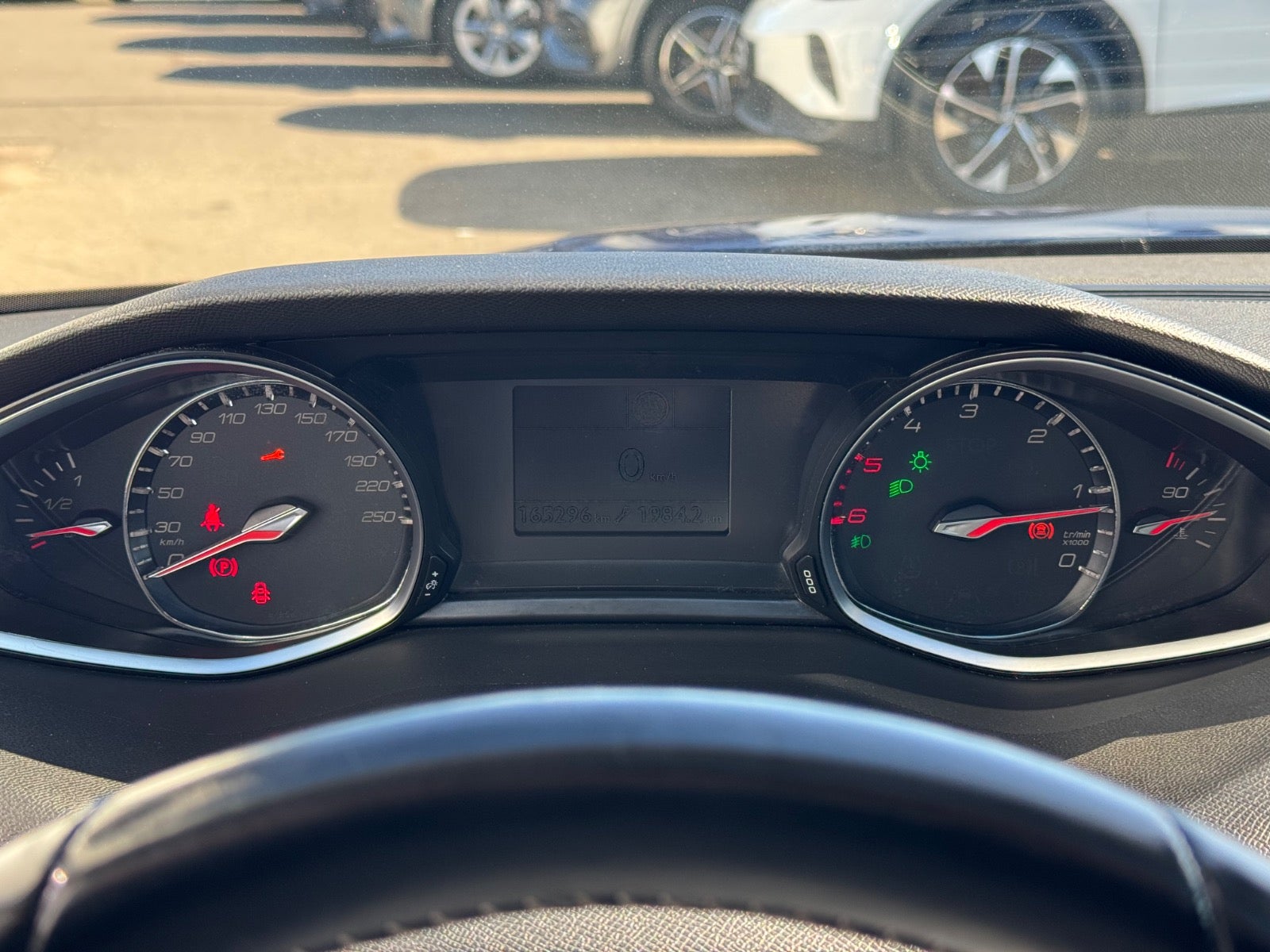 Billede af Peugeot 308 1,5 BlueHDi 130 Allure Sky SW