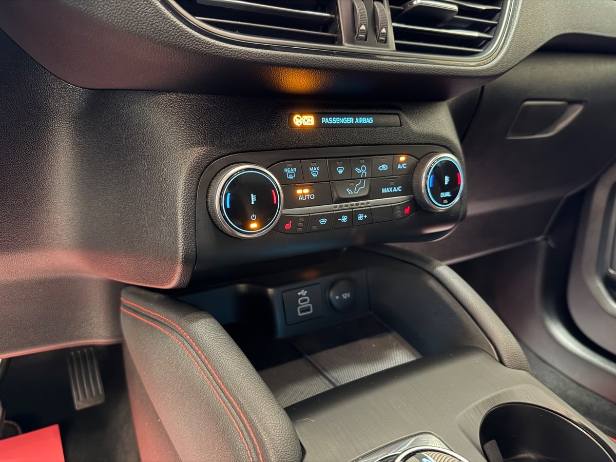 Ford Kuga PHEV ST-Line X CVT