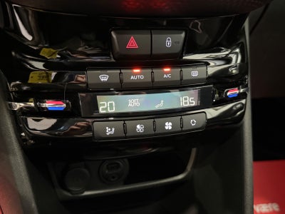 Peugeot 2008 e-THP 110 Allure Sky