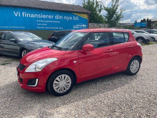 Suzuki Swift Club aut. Benzin drivmiddel 114000 Km. 2014 Modelår