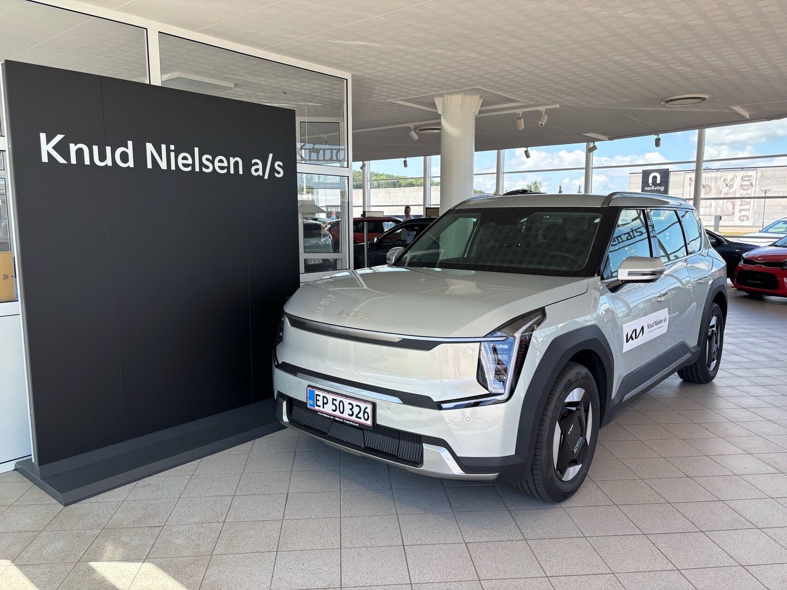 Kia EV9 Standard Range Upgrade RWD 7prs