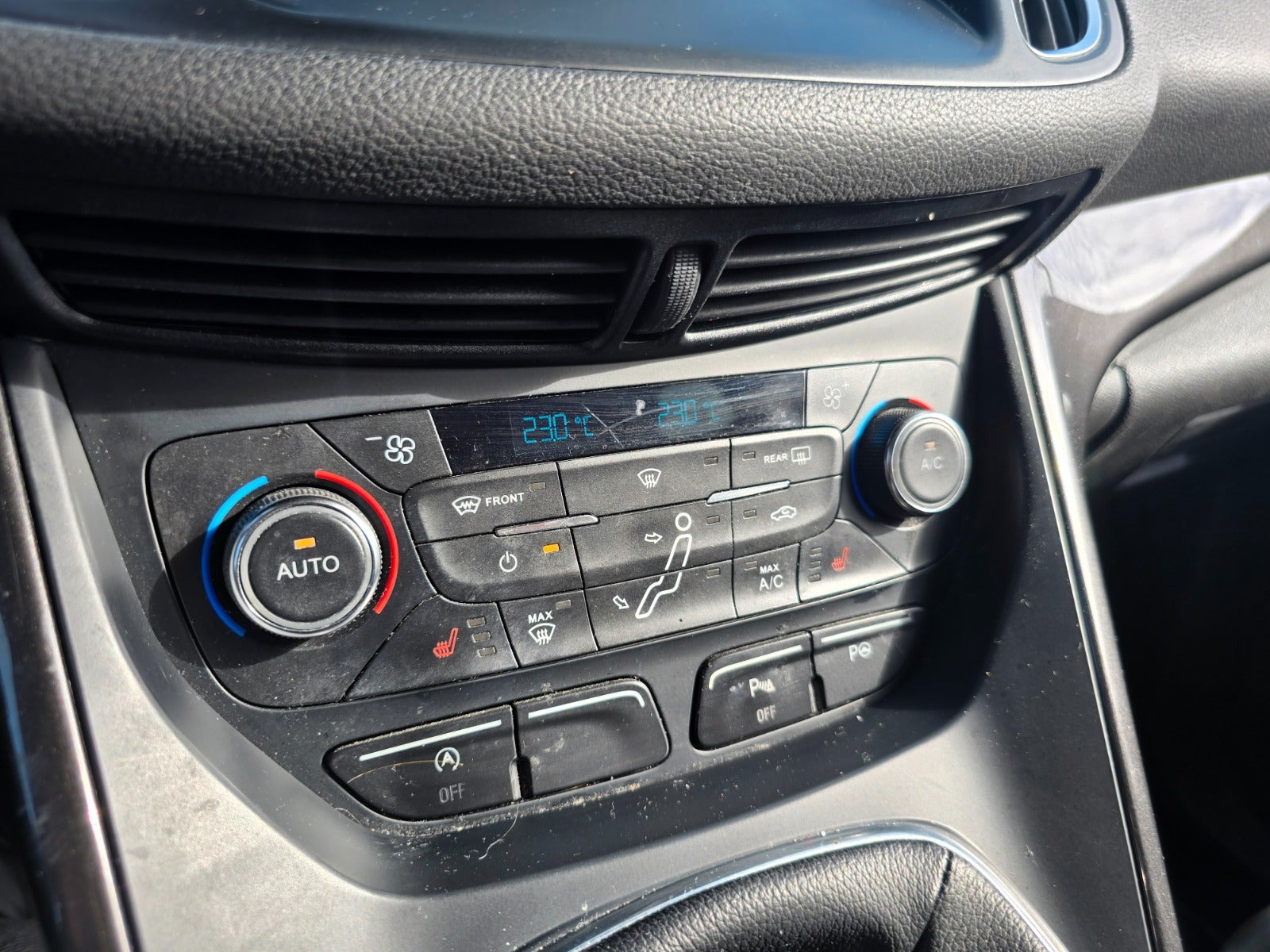 Billede af Ford C-MAX 1,5 TDCi 120 Titanium