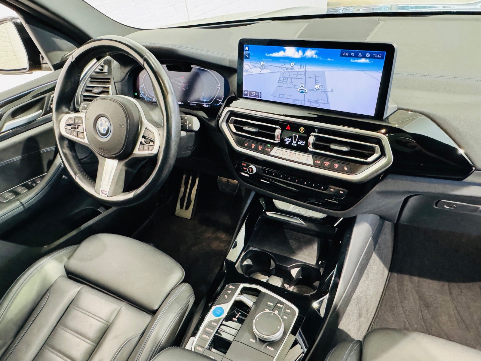 BMW iX3  Charged Plus M-Sport,  5-dørs