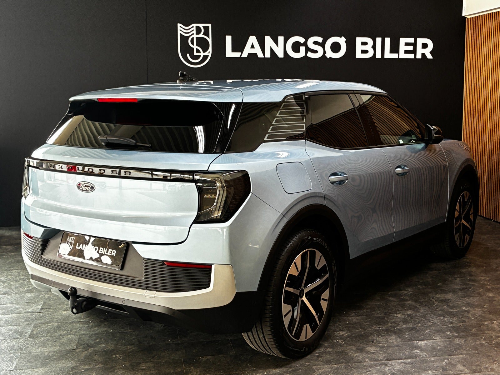 Billede af Ford Explorer 79 Select Extended Range