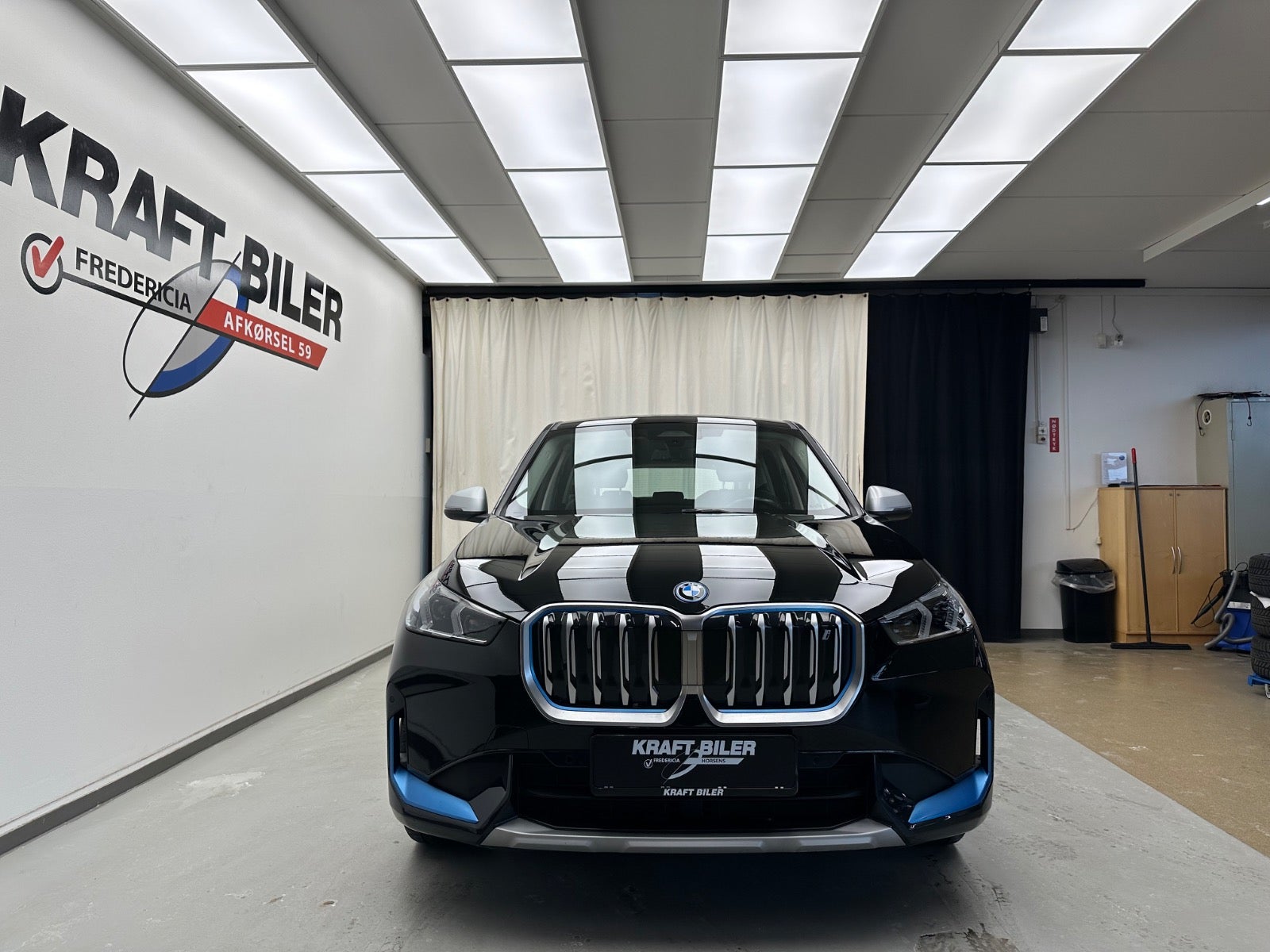 Billede af BMW iX1  xDrive30 X-Line