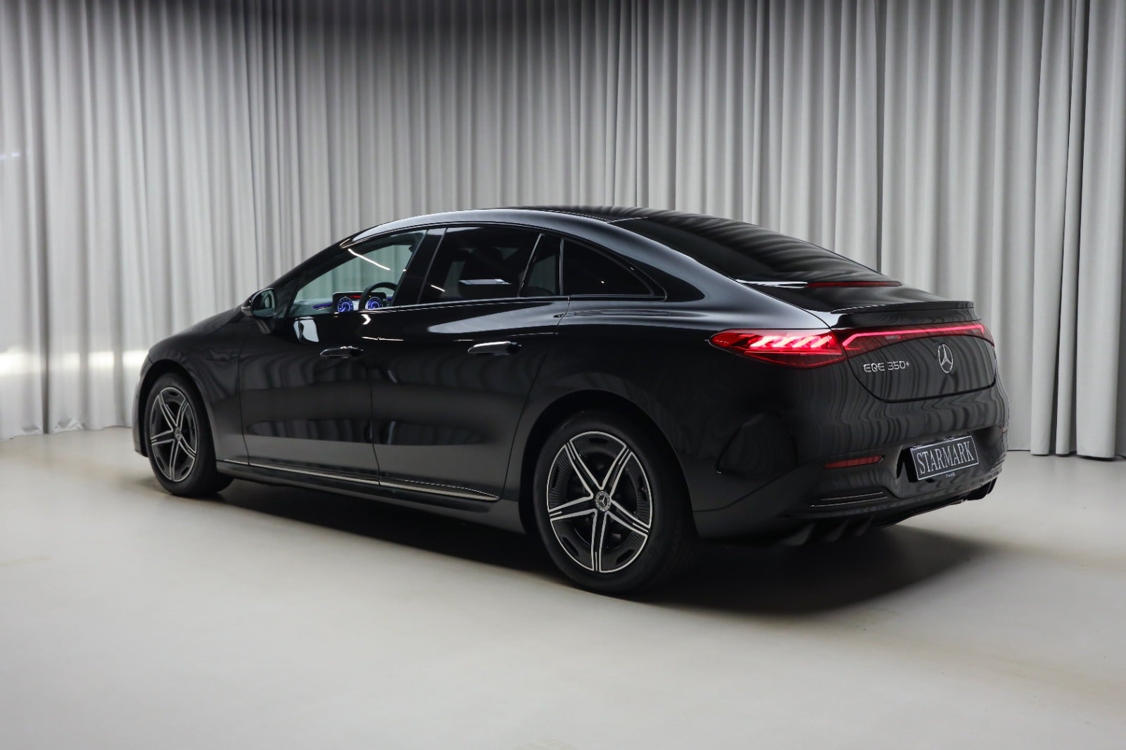 Mercedes-Benz EQE 350+ (3/8)