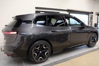 BMW iX xDrive40 Fully Charged Sport