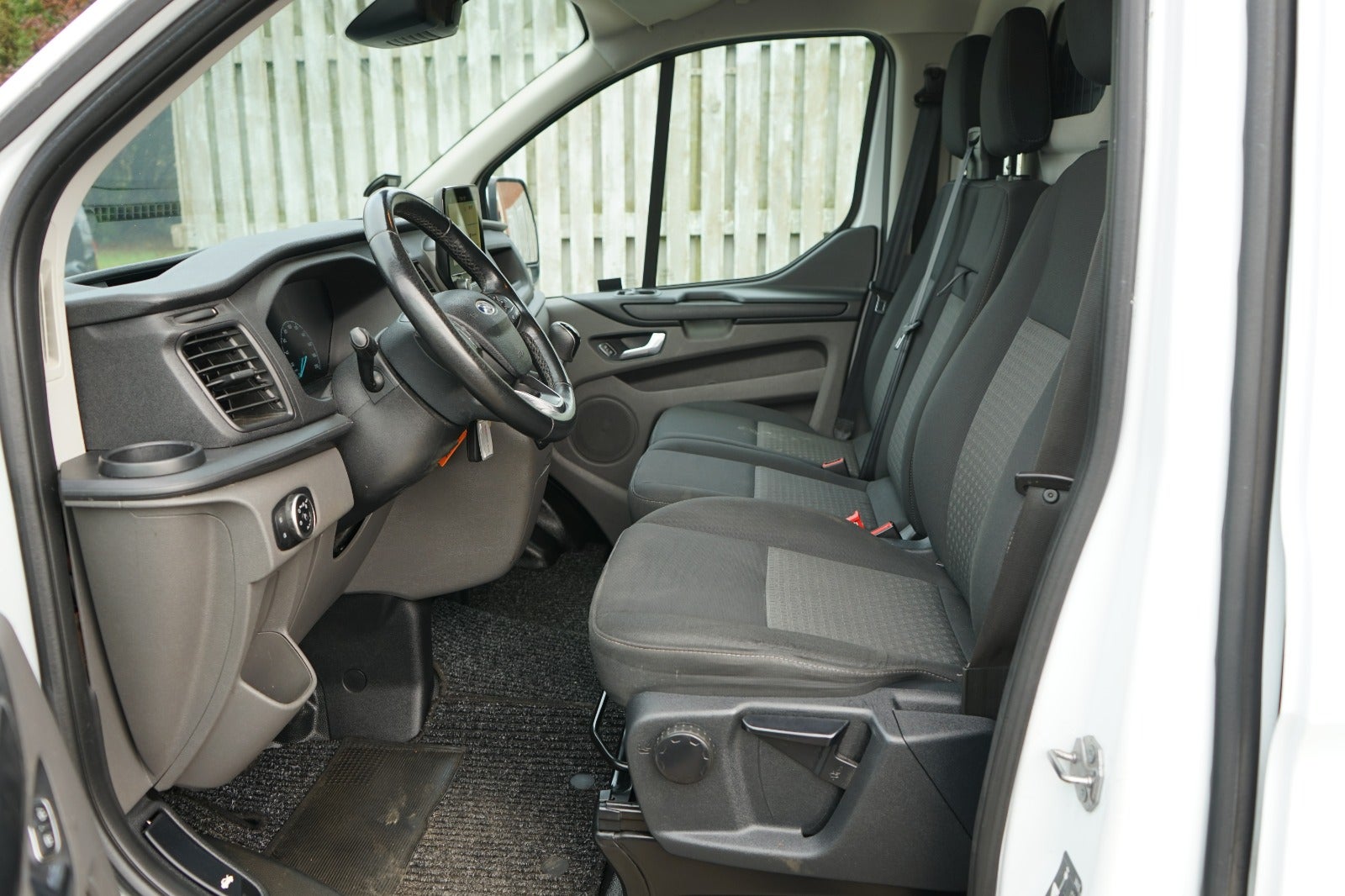 Billede af Ford Transit Custom 340L 2,0 TDCi 130 Trend