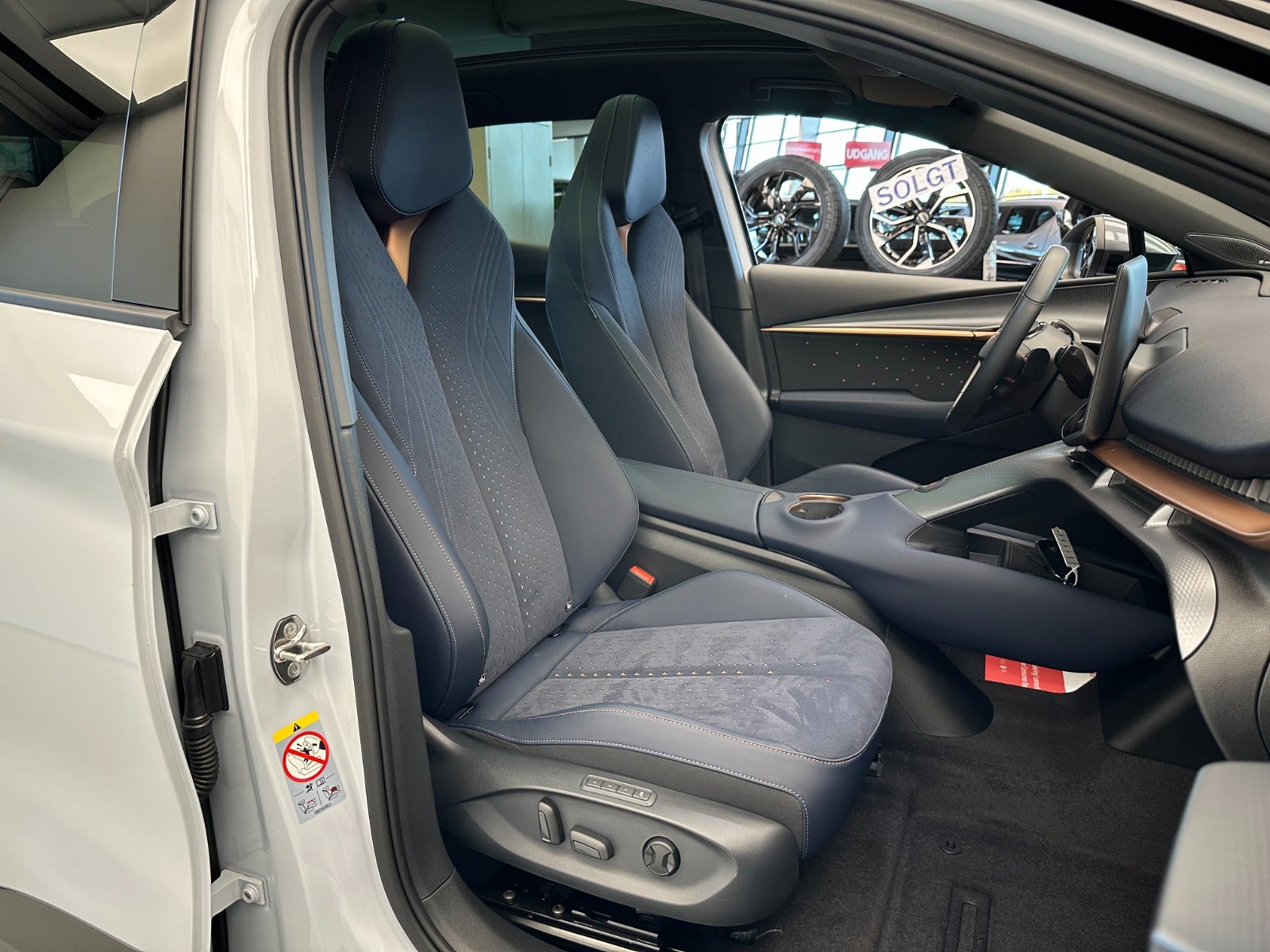 Billede af Cupra Tavascan 77 Adrenaline