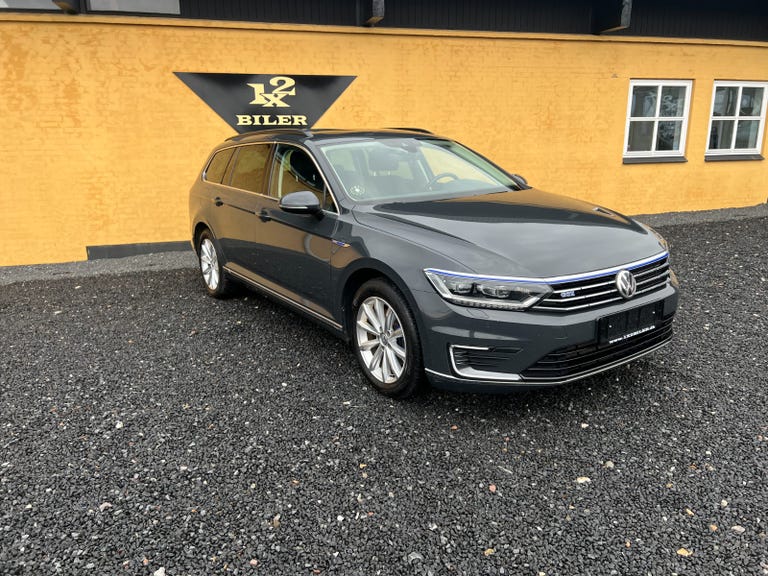 VW Passat GTE Variant DSG