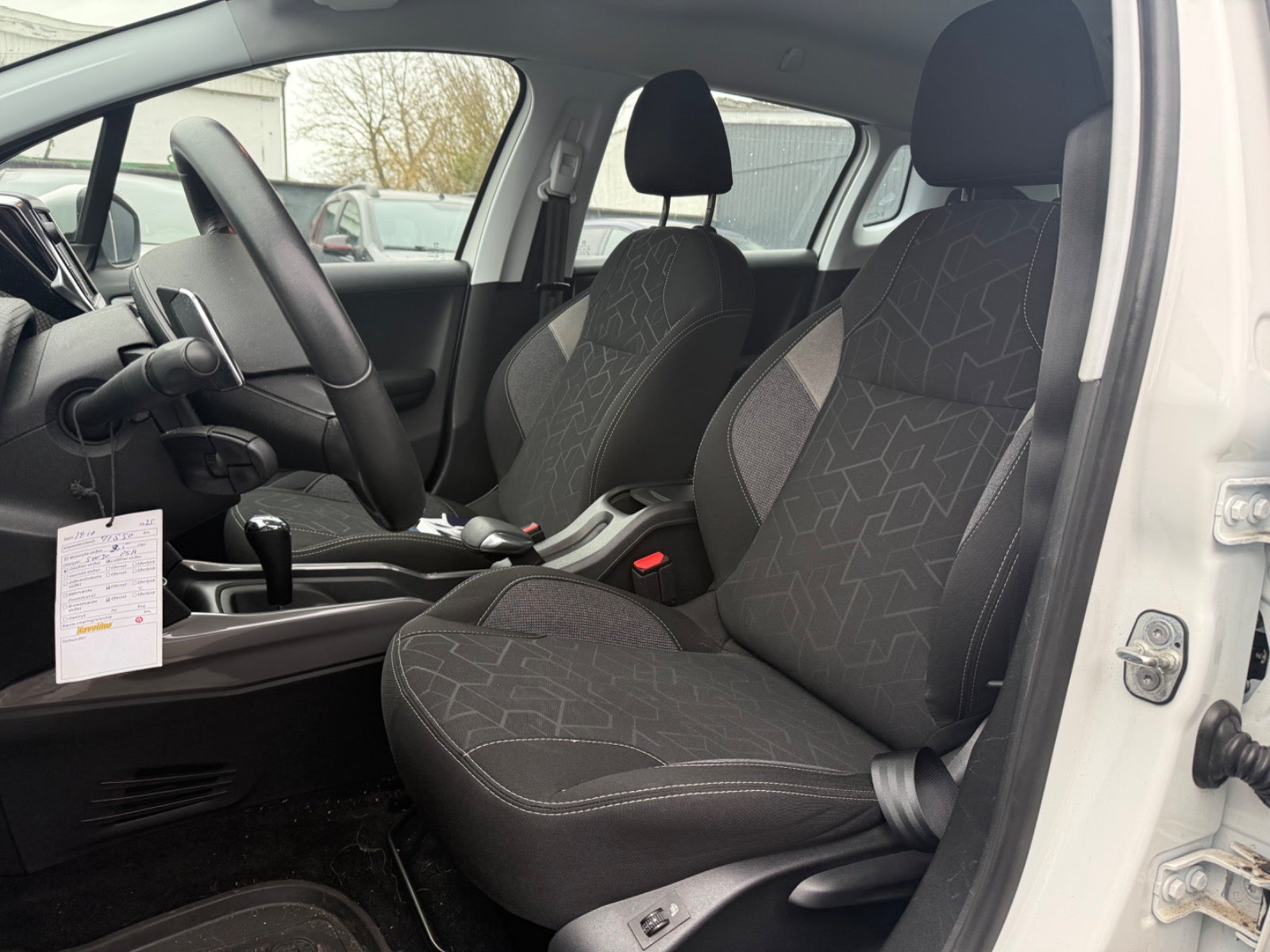 Billede af Peugeot 2008 1,2 e-VTi 82 Active ESG