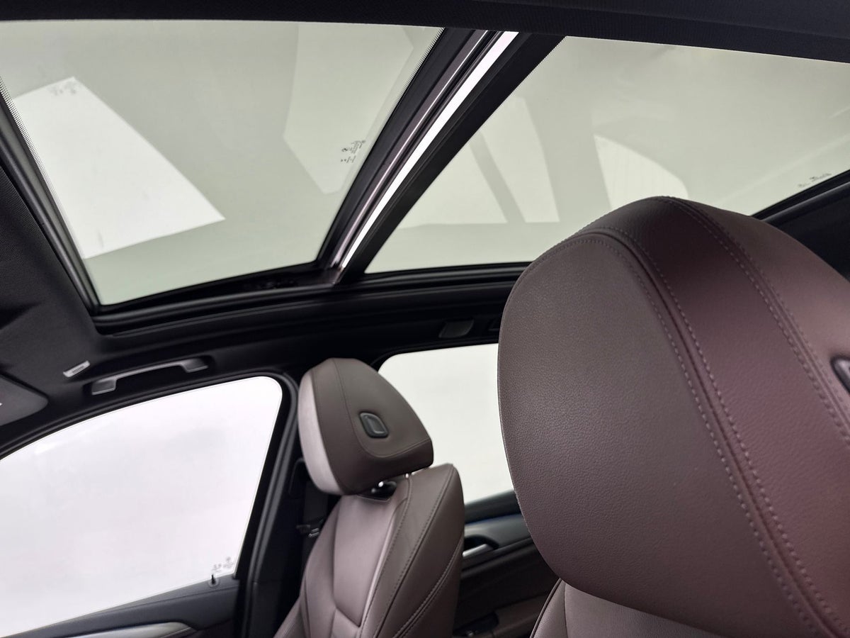 BMW iX3 Charged Plus billede 21