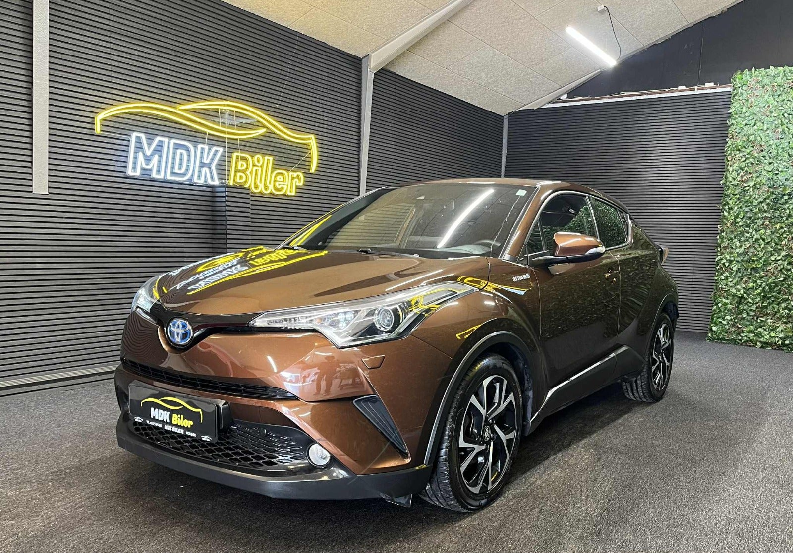 Billede af Toyota C-HR 1,8 Hybrid C-ENTER CVT