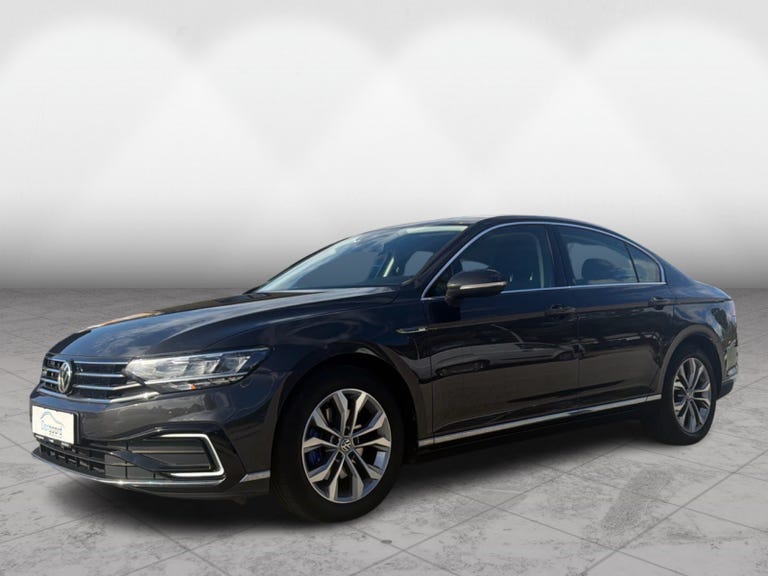 VW Passat GTE+ DSG