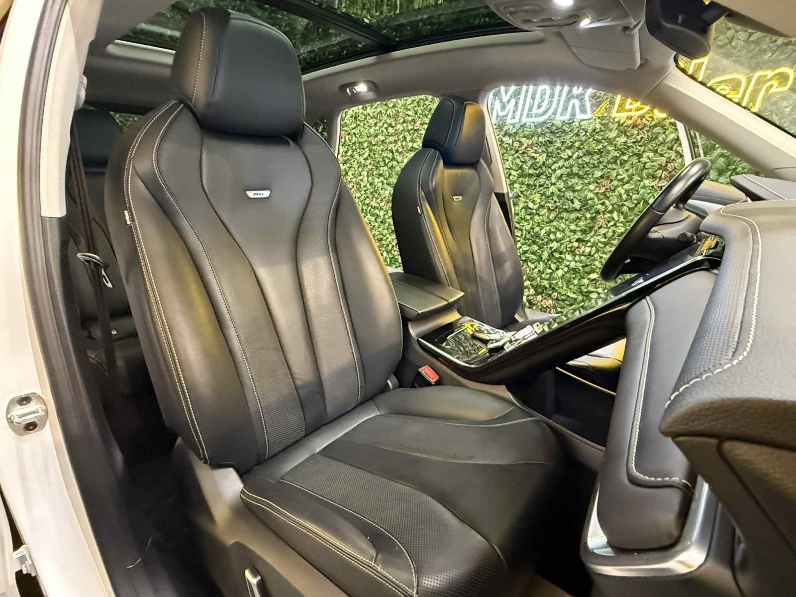 Billede af MG Marvel R Luxury