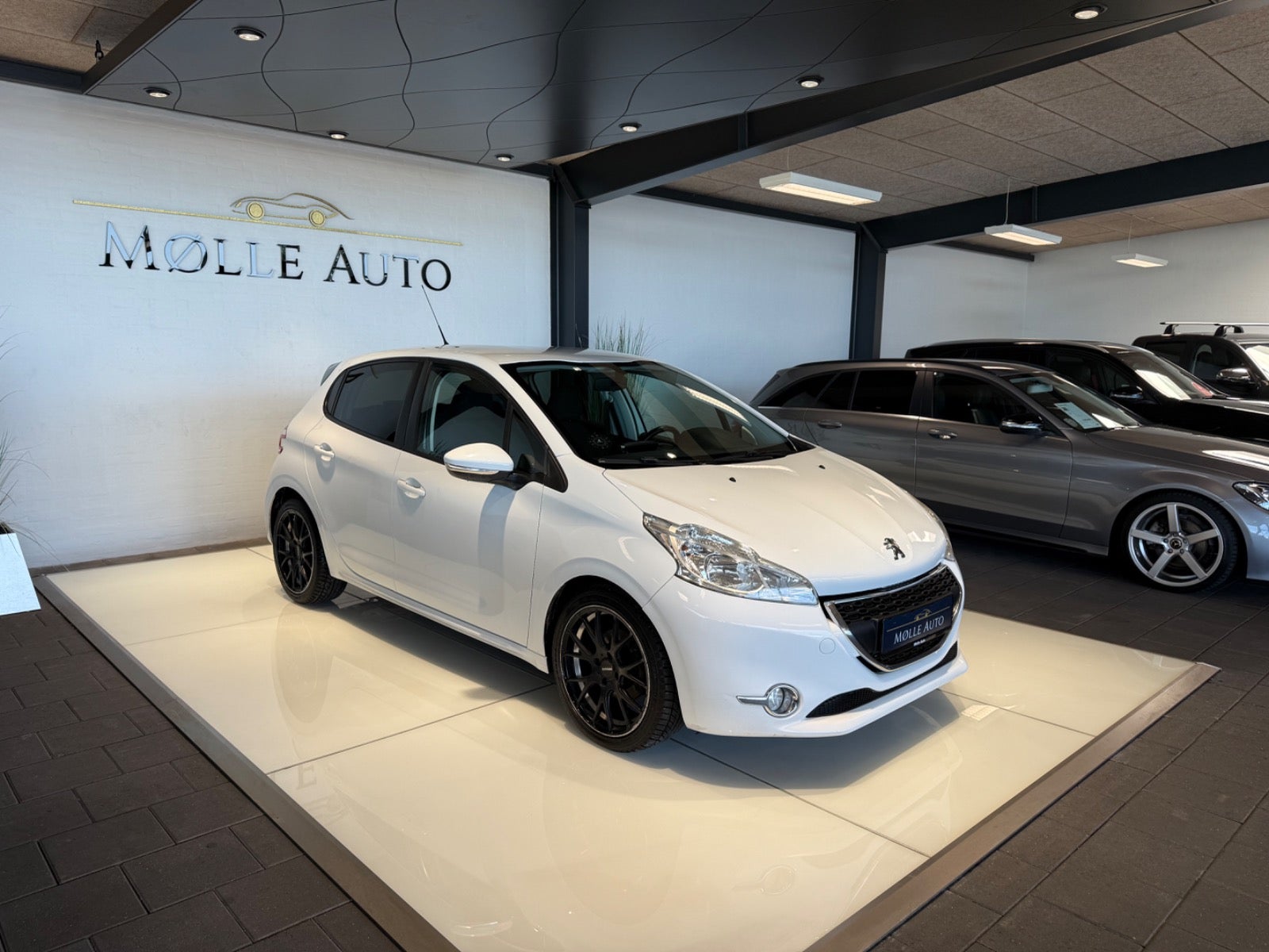 Billede af Peugeot 208 1,6 e-HDi 92 Active