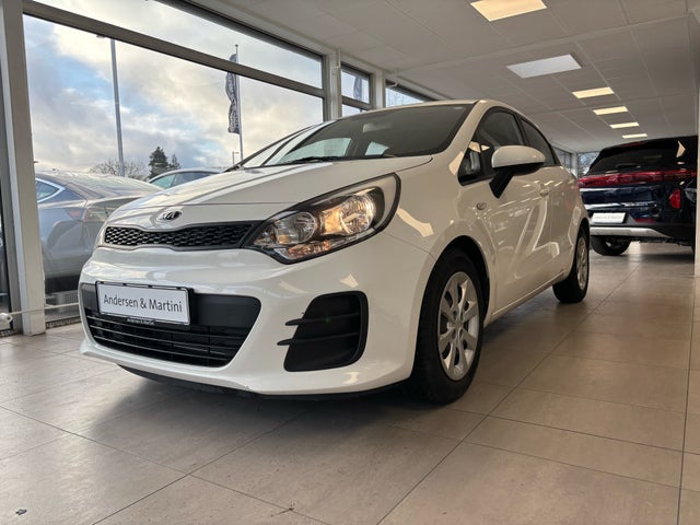 Kia Rio CVVT Style+