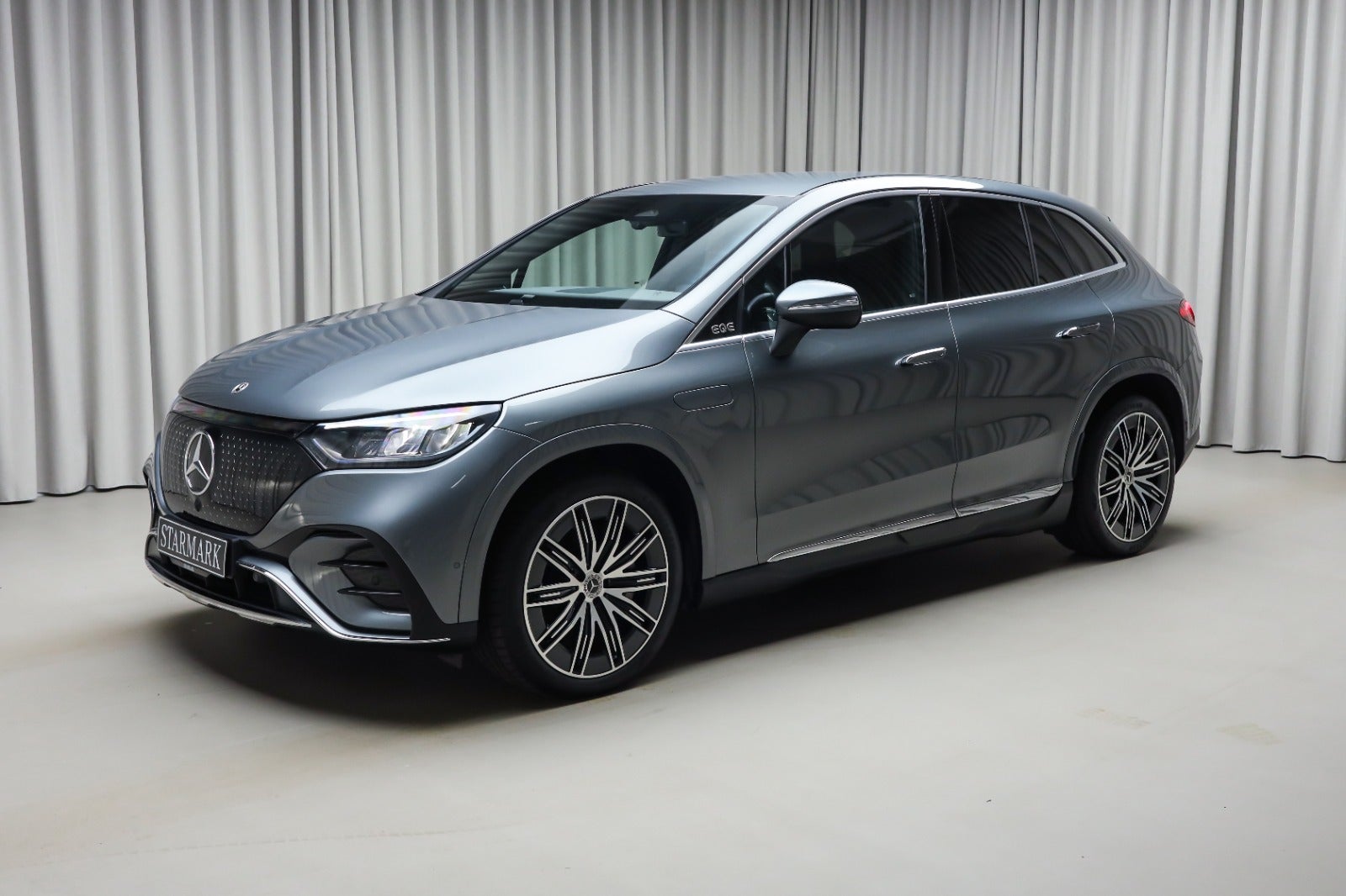 Mercedes-Benz EQE 350 SUV
