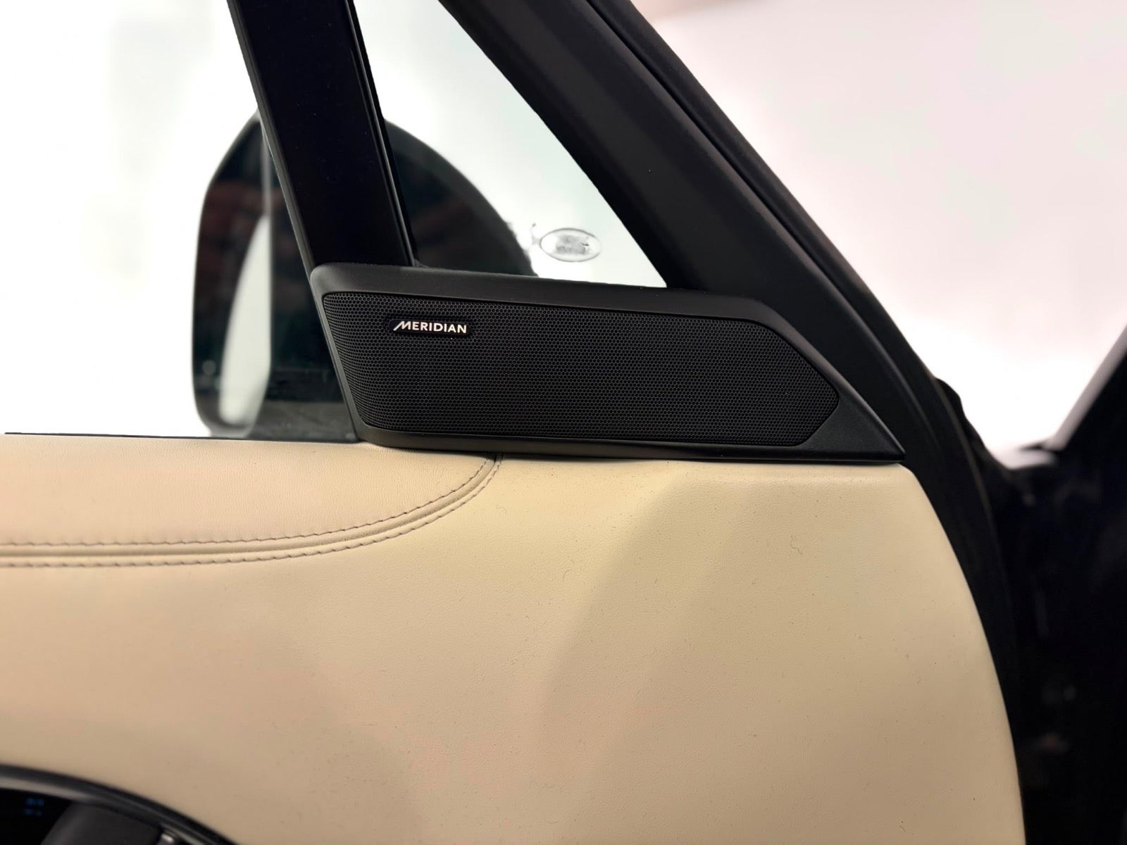 Land Rover – Range Rover