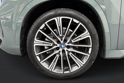 BMW iX1 xDrive30 Fully Charged