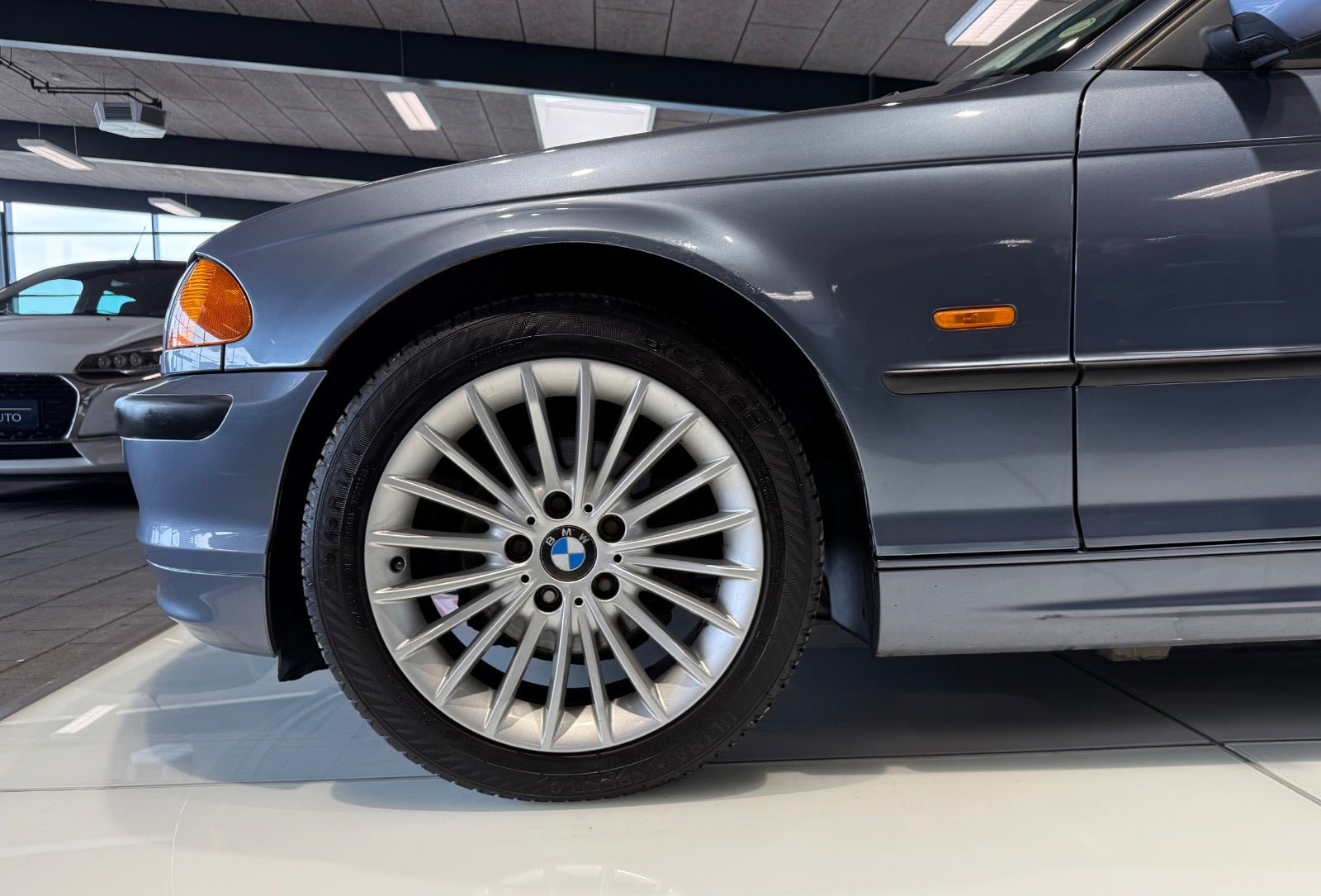Billede af BMW 318i 1,9 aut.