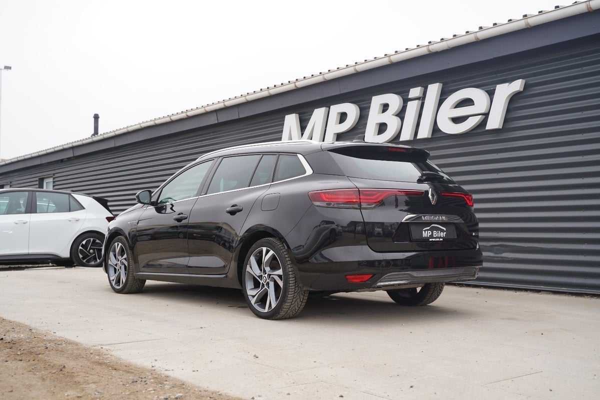 Billede af Renault Megane IV 1,6 E-Tech R.S. Line Sport Tourer