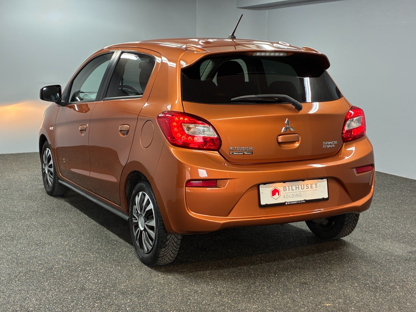 Billede af Mitsubishi Space Star 1,2 Anniversary Edition
