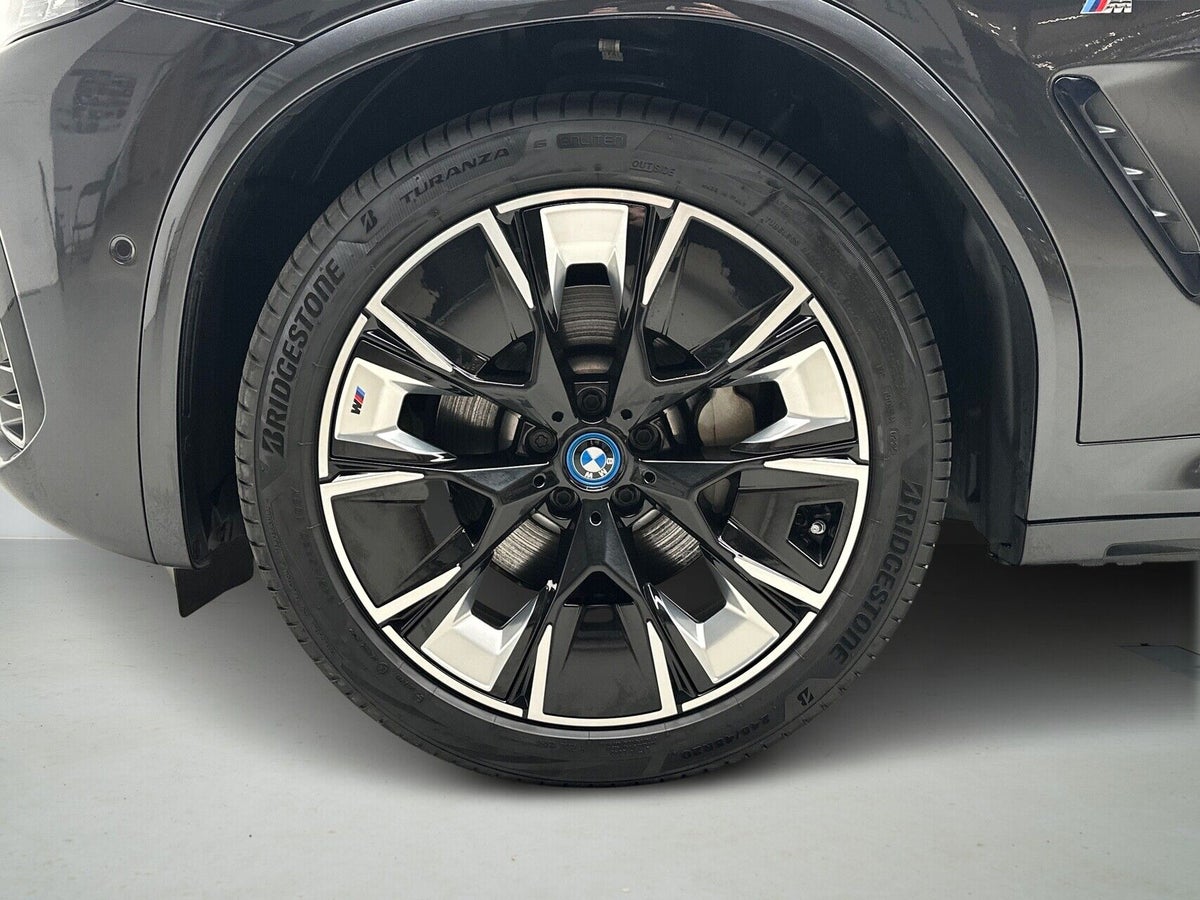 BMW iX3 Charged Plus M-Sport billede 8