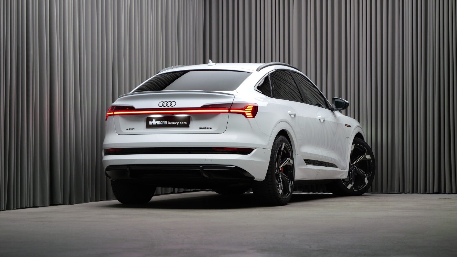 Audi e-tron S-line Sportback quattro